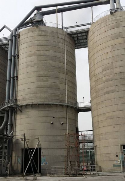 水泥庫(kù)清庫(kù)，清理鋼板倉(cāng)