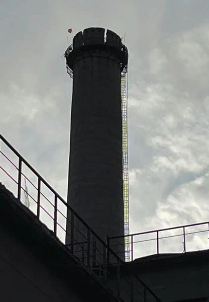 煙囪拆除，水塔拆除