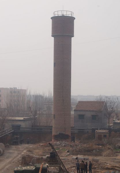 煙囪拆除，水塔拆除