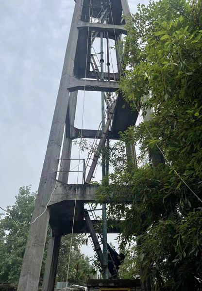 煙囪拆除，水塔拆除