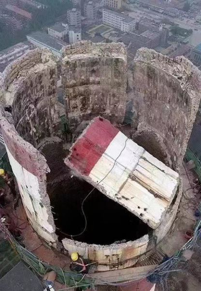 煙囪拆除，水塔拆除